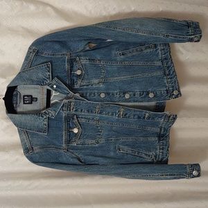 Women's Gap unlined denim jacket, size S